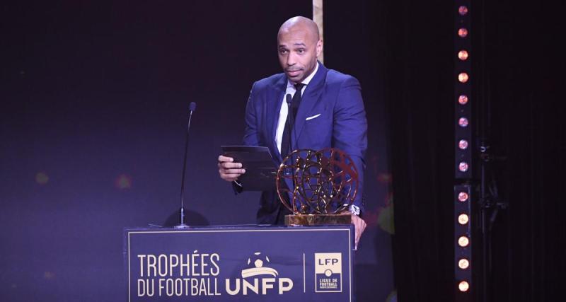  - PSG : Henry ne ferme pas la porte à Paris