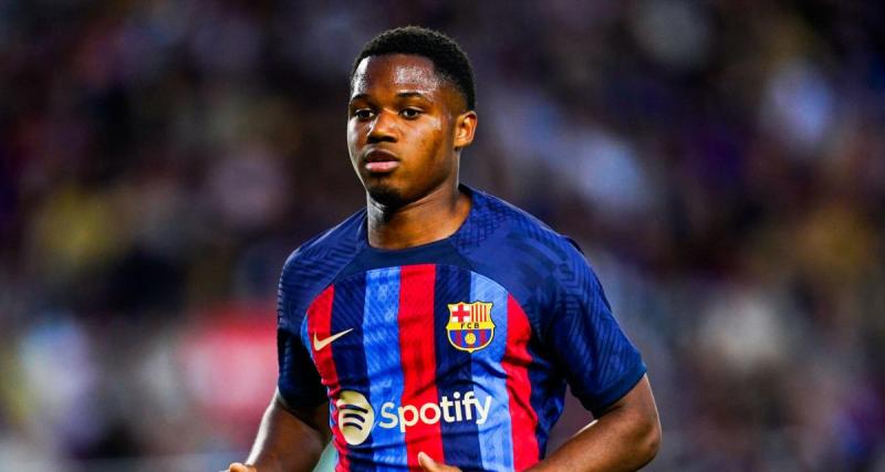  - Le PSG à l’attaque sur un joueur du FC Barcelone 