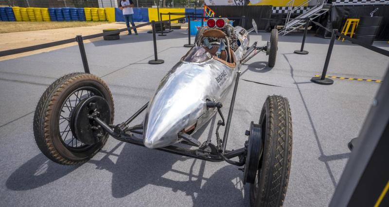  - Baptisé Golgoth I, cet engin de type Belly Tank remporte le concours Hot Wheels aux 24 Heures du Mans