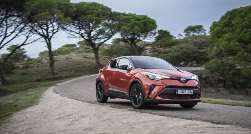  - Toyota annonce la date de la présentation du nouveau C-HR, une première photo du SUV est publiée