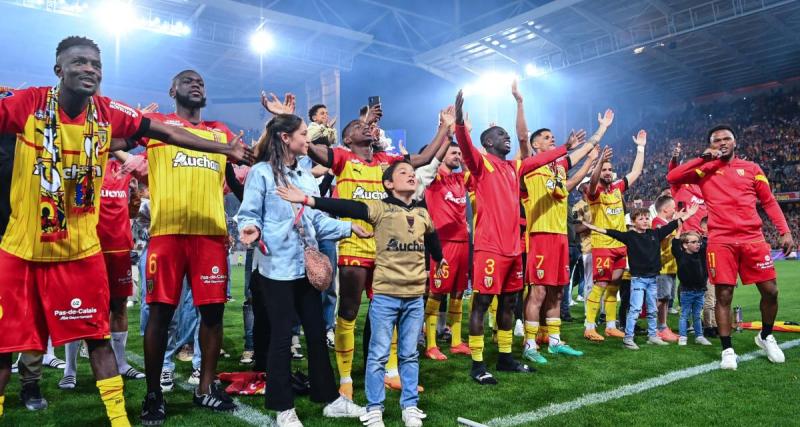  - Lens : les Sang et Or dévoilent leur nouveau maillot extérieur avec un clin d'œil pour l'Europe