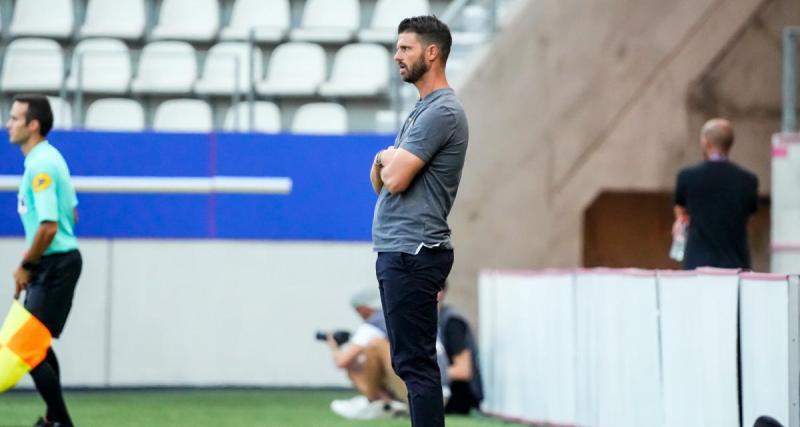  - Martigues : la défaite à Borgo, le passage devant le DNCG, le mercato... les confidences de Grégory Poirier