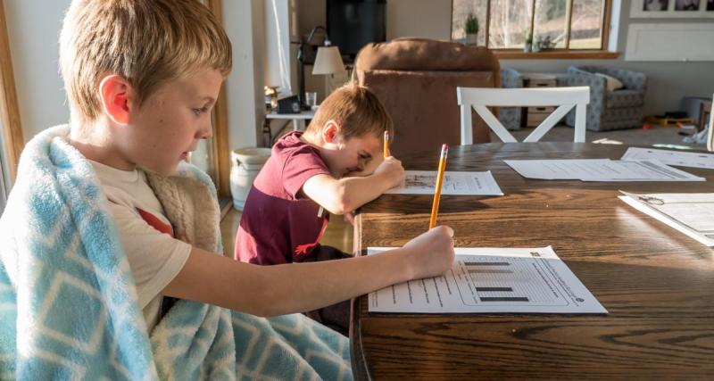  - Cahiers de vacances : ont-ils une vraie efficacité sur le niveau scolaire des enfants ? 