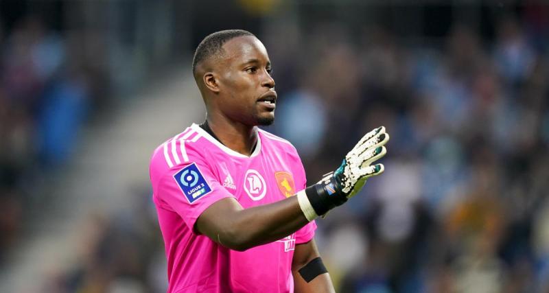  - "Je suis devenu un membre de votre famille" : Lionel Mpasi réagit à sa prolongation à Rodez