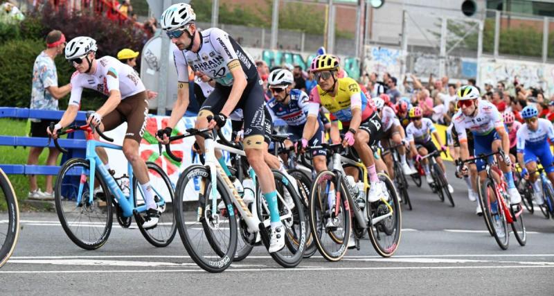  - Tour de France 2023 : Adam Yates premier maillot jaune devant son frère Simon, Tadej Pogacar déjà d’attaque, le résumé de la 1ère étape ! 