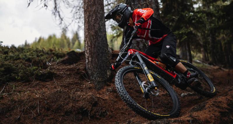  - Ducati Powerstage RR Limited Edition : l’e-MTB full carbone à l’italienne