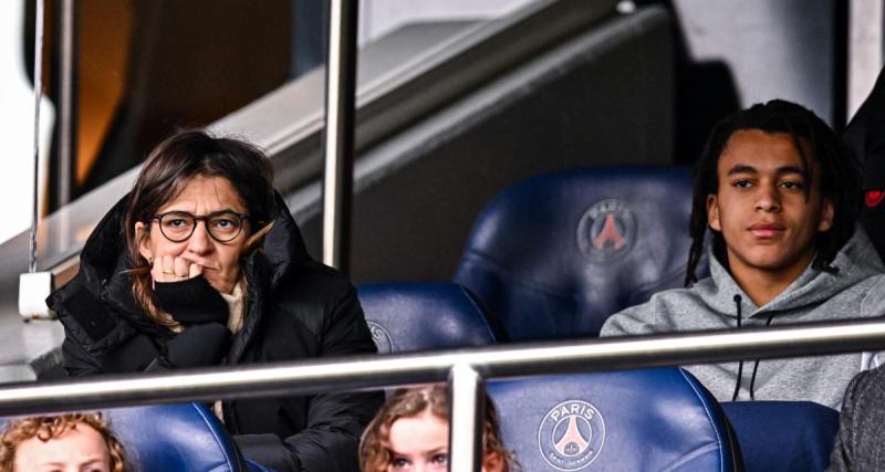  - PSG : un gros craquage de la mère Mbappé contre Al-Khelaïfi ?