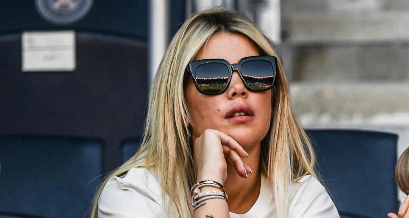  - PSG : Wanda Nara brille de mille feux dans la robe de ses rêves