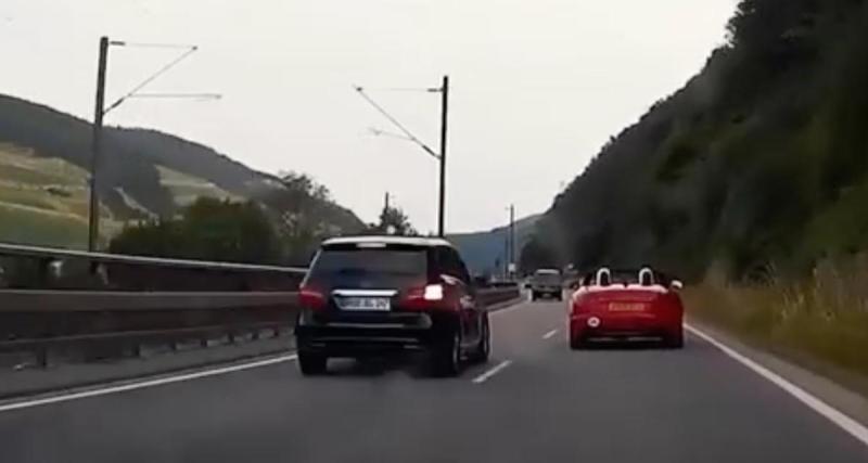  - VIDEO - Sa manœuvre de dépassement est beaucoup trop risquée, il frôle un très grave accident !