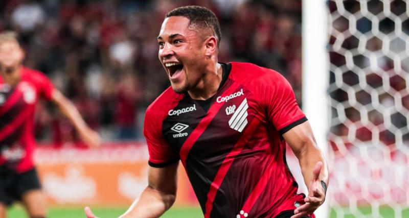  - 🚨 Barça : les Blaugranas s'offrent le crack Vitor Roque ! (Officiel)