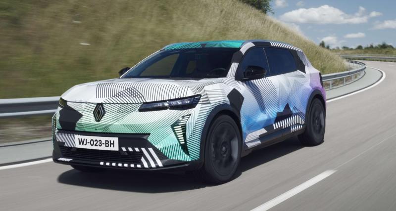  - Le nouveau Renault Scénic électrique commence à se montrer avant le salon de Munich 2023