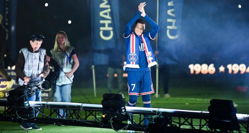  - PSG - Mercato : Luis Enrique aurait convaincu Mbappé de rester et de snober le Real Madrid ! 