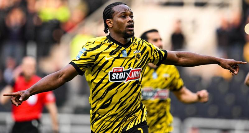  - RC Lens - Mercato : l'identité d'un des deux remplaçants d'Openda a fuité ! 