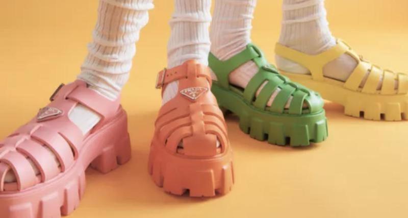  - Été : 3 chaussures tendances qui puisent leur style… Dans la laideur !