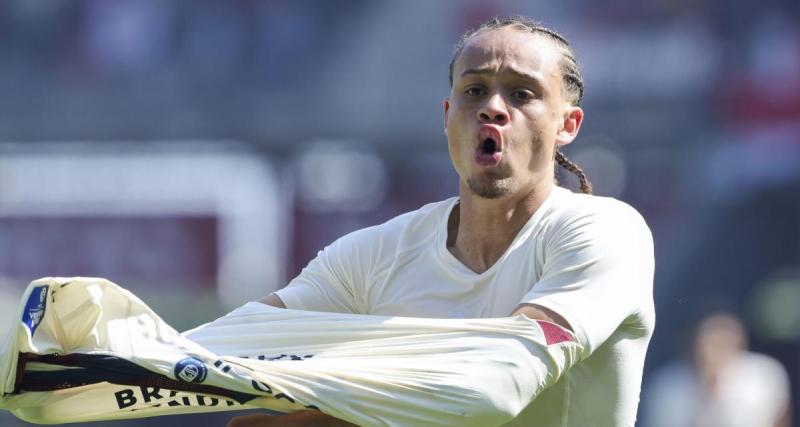  - PSG : de gros clubs se positionnent sur Xavi Simons