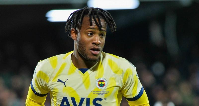  - RC Lens - Mercato : Fenerbahçe vise une piste de l'OM et du PSG pour remplacer Batshuayi