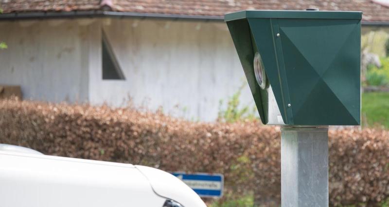  - Ce radar de vitesse flashe 12 conducteurs par heure, il bat des records d'efficacité