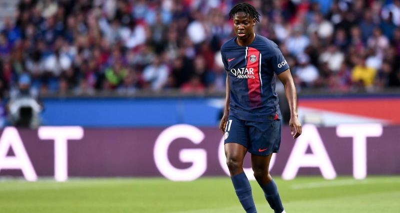  - PSG - Mercato : c'est officiel pour Bitshiabu au RB Leipzig ! 