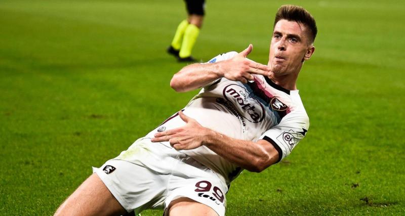  - Basaksehir : Piatek rejoint Istanbul (officiel)