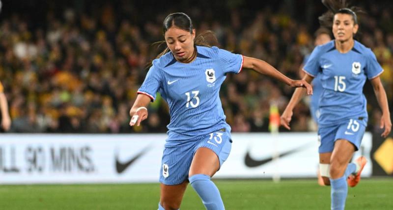  - Équipe de France (F) : Selma Bacha a retouché le ballon !