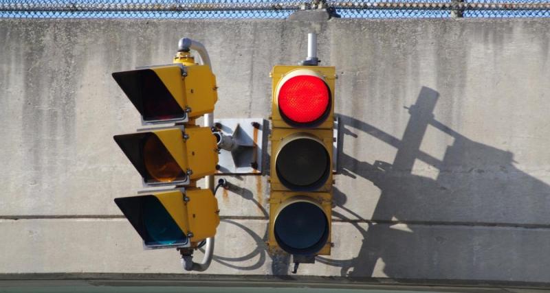  - Feu rouge grillé et alcool au volant, le chauffard n'échappe pas à une nouvelle condamnation