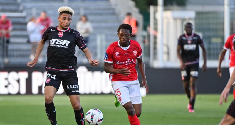  - Troyes : un attaquant de Nîmes en approche ?
