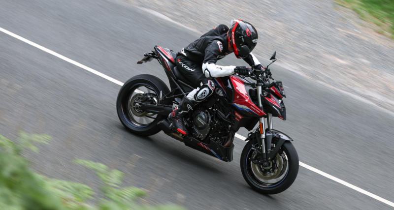  - La Suzuki GSX-8S aussi passe en mode SERT
