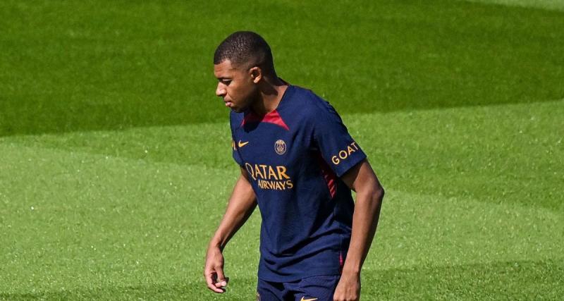  - PSG : pendant que ses coéquipiers sont au Japon, Mbappé s’entraîne avec les indésirables
