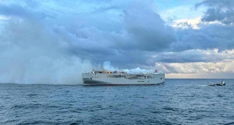  - Un véhicule électrique met encore le feu à un cargo ?