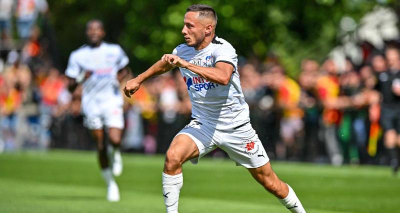  - ASSE - Mercato : indice de taille pour l'avenir de Leautey !