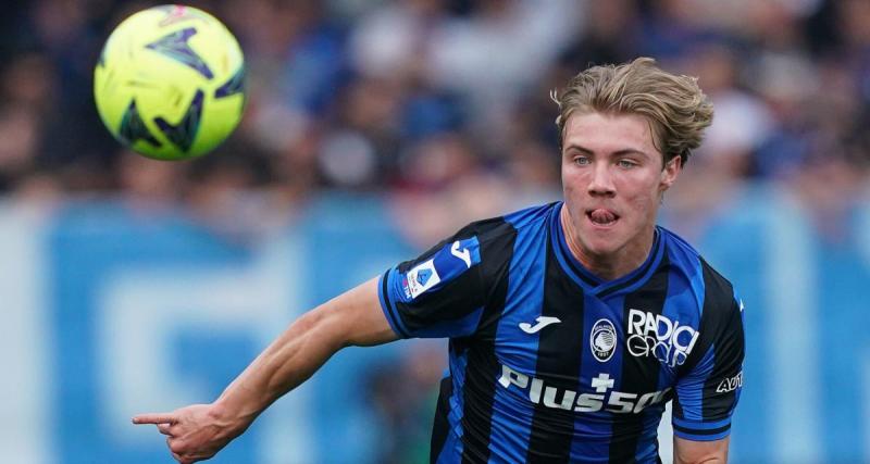  - PSG : un attaquant s’éloigne définitivement de Paris