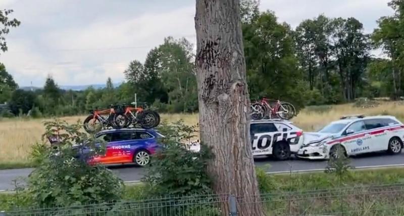  - VIDEO - Quand trois voitures d'équipes causent un carambolage sur le Tour de Pologne