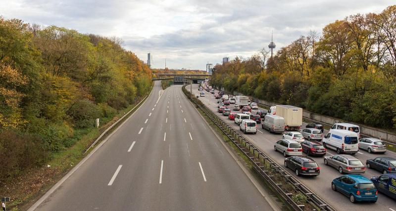  - Avant le week-end de chassé-croisé, les autorités appellent à la prudence sur les routes