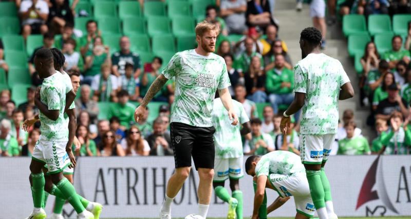  - ASSE - Grenoble : grosse ambiance au Chaudron pour le lancement de la saison