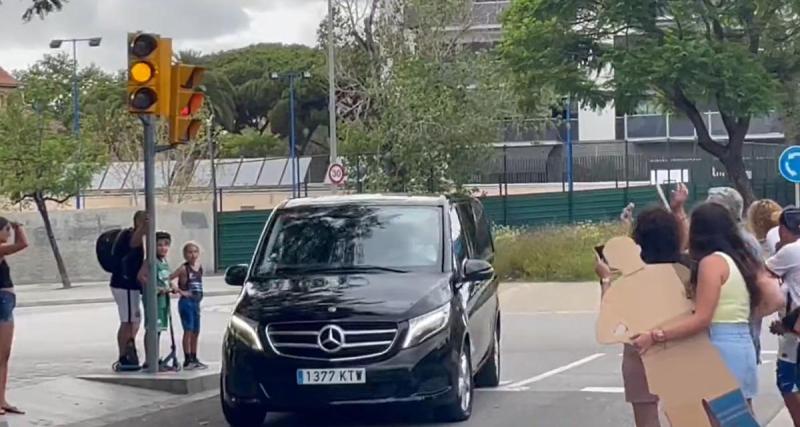  - PSG : surprise, Dembélé acclamé par les fans du Barça pour son retour !