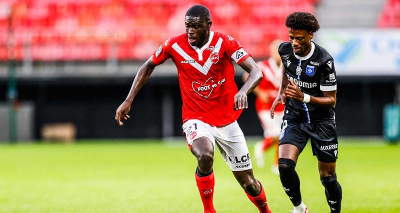  - Valenciennes : le VAFC hausse le prix de Mohamed Kaba, Lorient refroidi ?