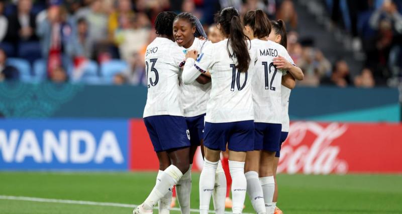  - À la mi-temps, les Bleues déroulent face au Maroc