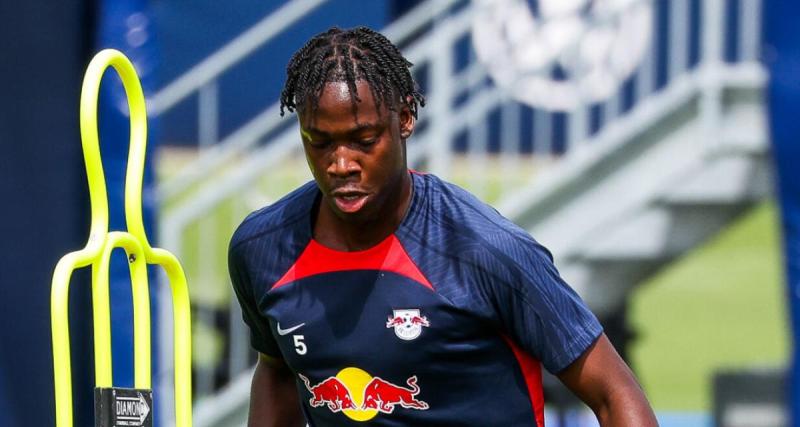  - PSG – Mercato : déjà une grosse tuile pour Bitshiabu en Allemagne