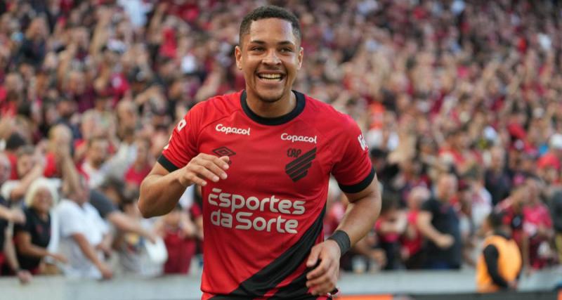  - FC Barcelone : l'Athletico Paranaense bloque Vitor Roque 
