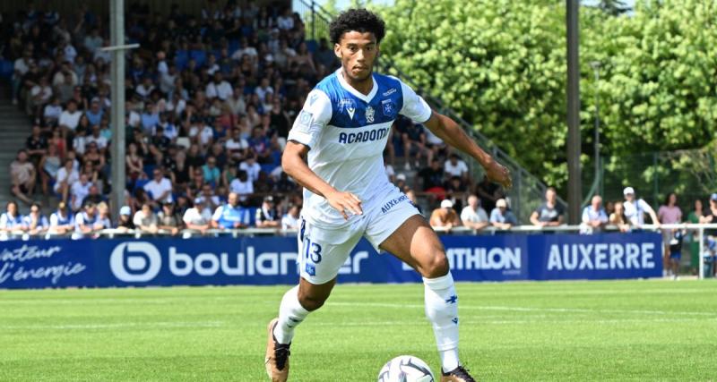  - Auxerre : Clément Akpa prolonge l’aventure (off)