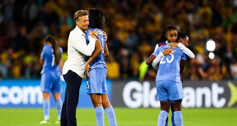  - France - Australie : "Il faut être fier des filles, elles ont fait un match exceptionnel", assure Renard malgré l'élimination 