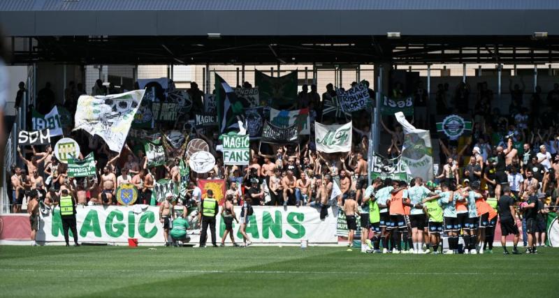 - Scène impressionnante à Rodez, les supporters de l'ASSE se battent entre eux