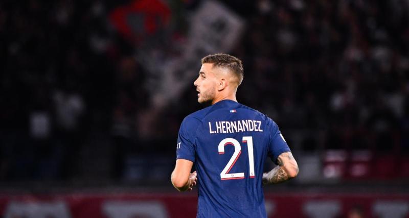  - La banderole du CUP à l'encontre de Lucas Hernandez