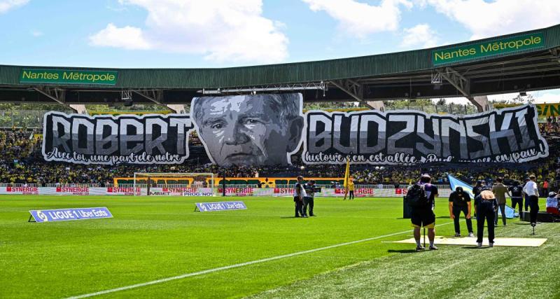  - FC Nantes - Toulouse : le magnifique hommage des ultras à Robert Budzynski