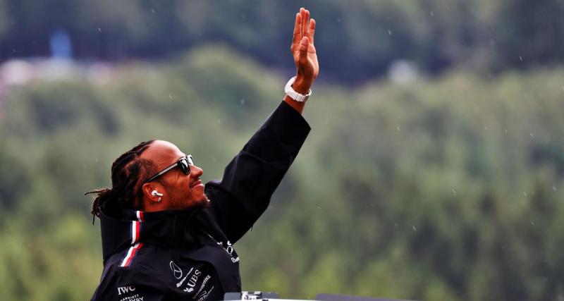  - Lewis Hamilton aurait “poliment refusé” de rejoindre Ferrari et va prolonger avec Mercedes