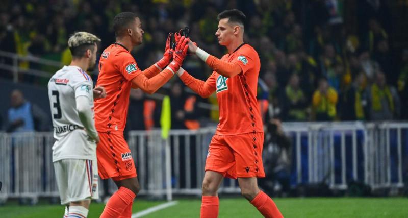  - FC Nantes - Mercato : un départ torpillé par la blessure de Lafont ?
