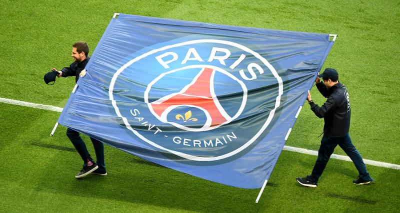  - Après le départ de Neymar, le PSG dévoile son nouveau numéro 10 