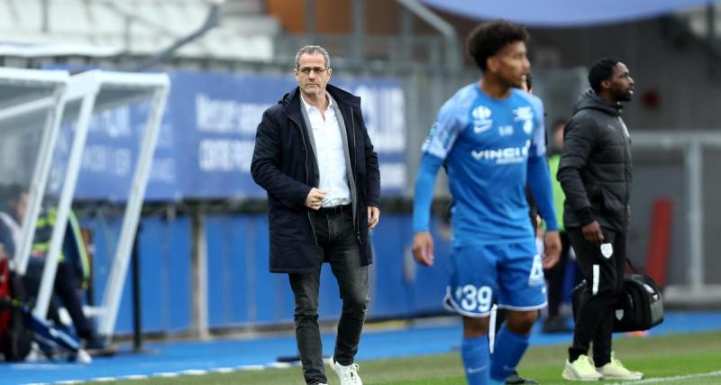  - Niort : "On a manqué de créativité", les mots de Philippe Hinschberger après la défaite à Châteauroux