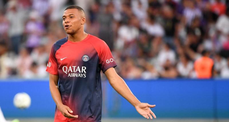  - 🚨 Toulouse - PSG : Mbappé obtient un penalty et marque, son but célébré face au parcage parisien !
