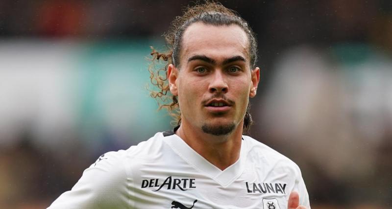  - Rennes : Arthur Theate vers un départ en Allemagne ?